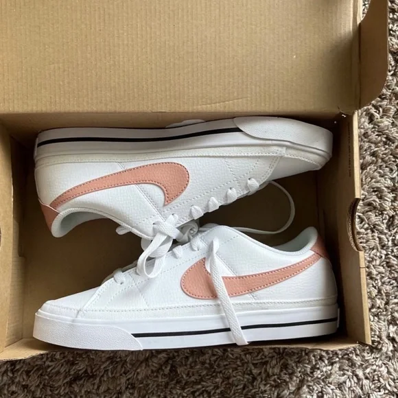 nike court legacy rose